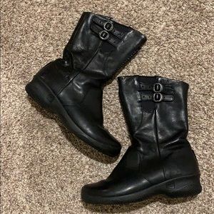 Black keen boots, size 8.5